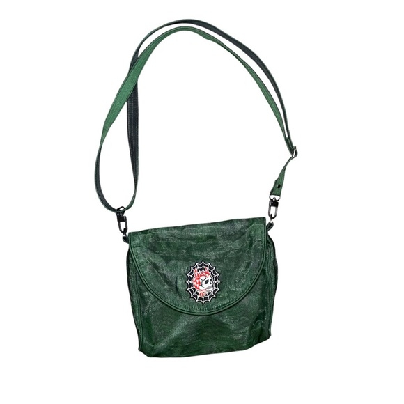 Smateria Ava Crossbody Hunter Green Vegan Sustainable Ethical 9x9 Goth - Picture 3 of 11